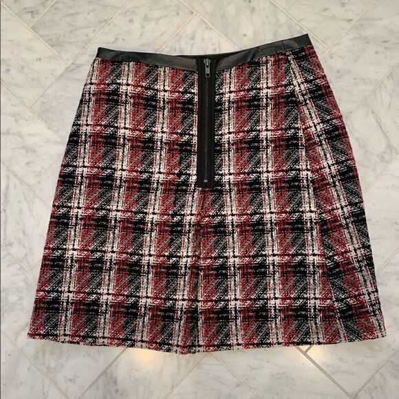 HALOGEN vintage 90’s tweed skirt faux leather trim NYC  preppy size  4 petite - Picture 1 of 8